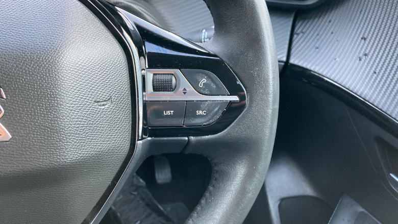 Peugeot 208 1.2 PureTech 100 Allure Premium 5dr Petrol Hatchback
